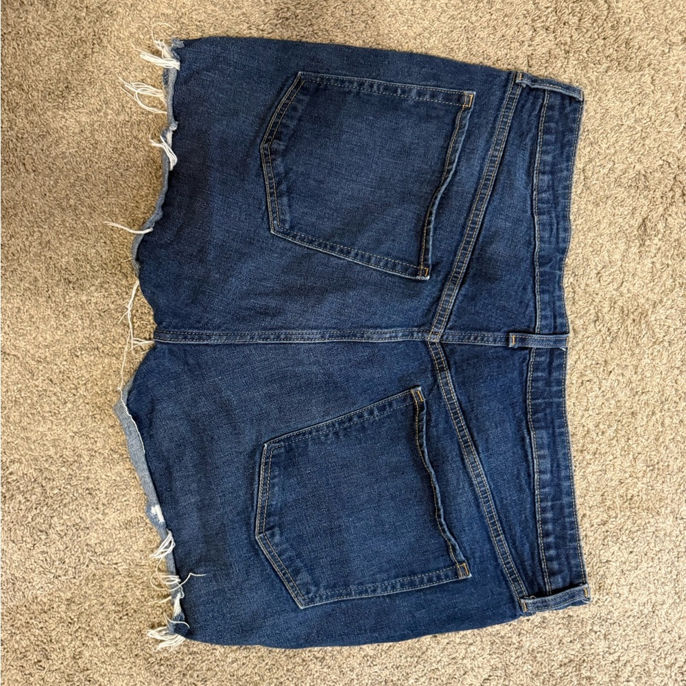 Old Navy Women's Distressed Dark Blue Jean Shorts - Picture 2 of 3